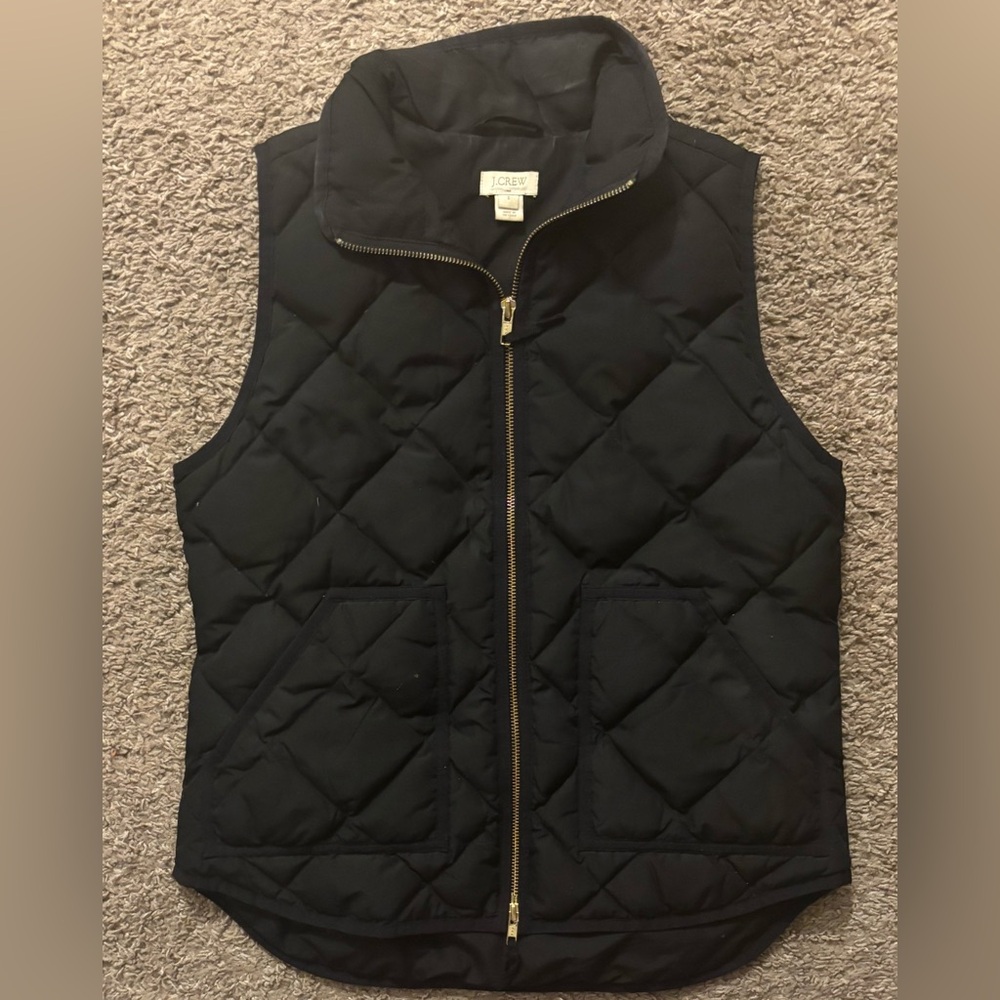 J. Crew Women's Sm Black Quilted Vest Full Zipper Excellent Like New Condition
